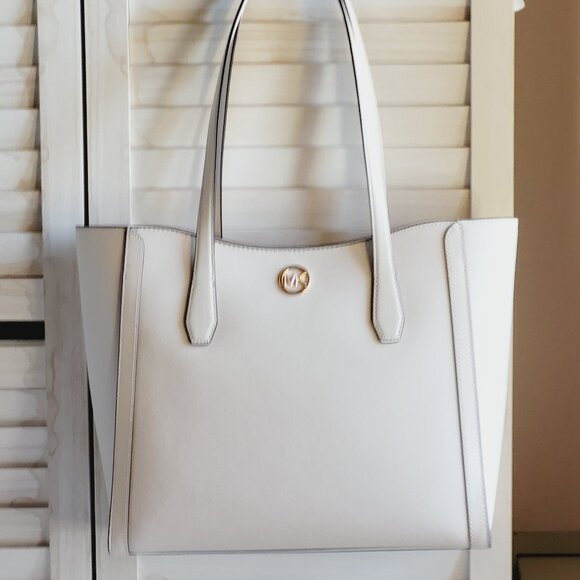 $139 NWT MICHAEL MICHAEL KORS LT Cream Large Leather Tote - Picture 2 of 9